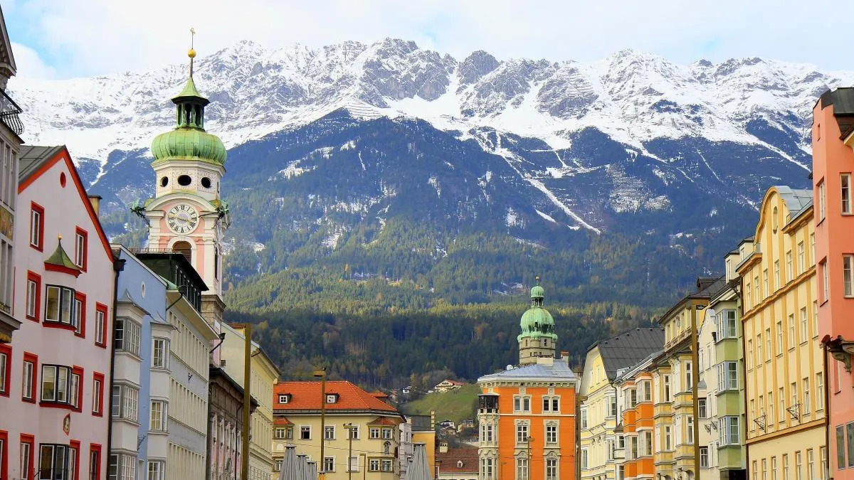 
                                                                                                                Del esquí 365 días a un salto diseñado por Zaha Hadid: así es el paraíso alpino de Innsbruck
                                                                                                            
