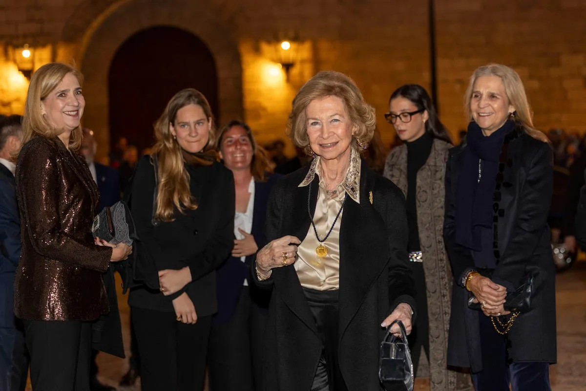 La reina Sofía regresa a Palma por Semana Santa acompañada por primera vez de las infantas Cristina y Elena