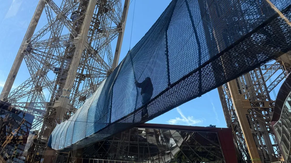Eiffelturm bekommt vorübergehend eine Hängebrücke