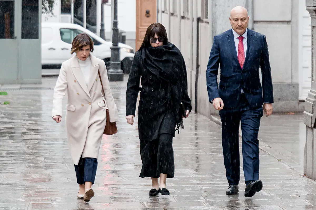 Aldama aporta al Supremo los documentos con los pagos del piso de lujo de Jessica, la amiga íntima del ex ministro Ábalos