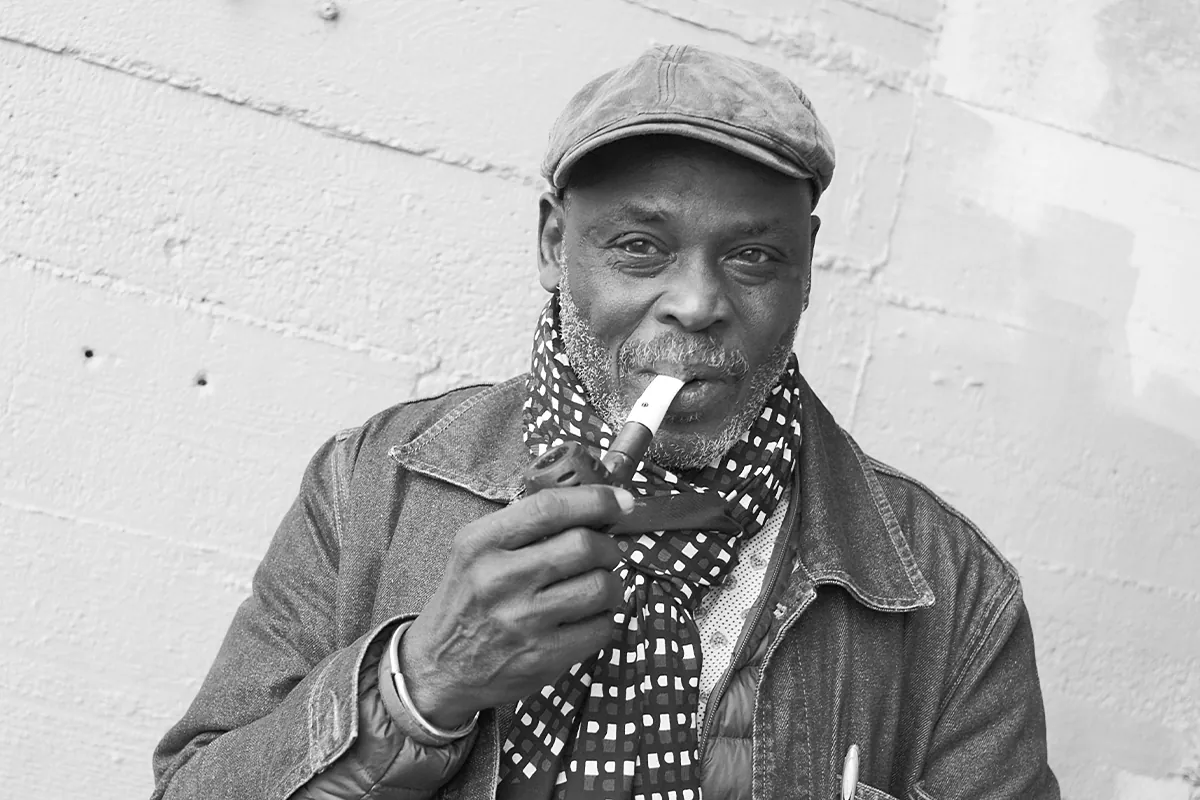 Abdelaziz Báraka Sakin: "La democracia es el peor concepto que nos legó el colonialismo"