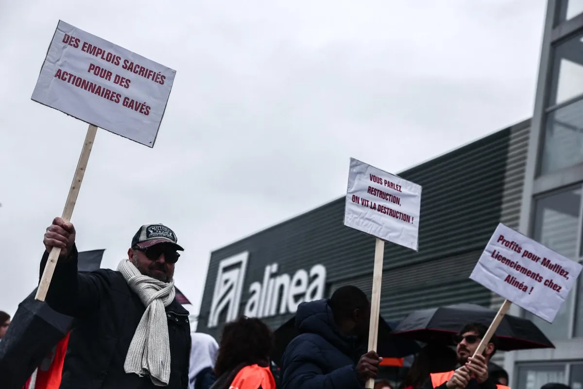 « On a vécu les montagnes russes pendant des mois » : l’enseigne Alinea et ses 1 200 emplois disparaissent