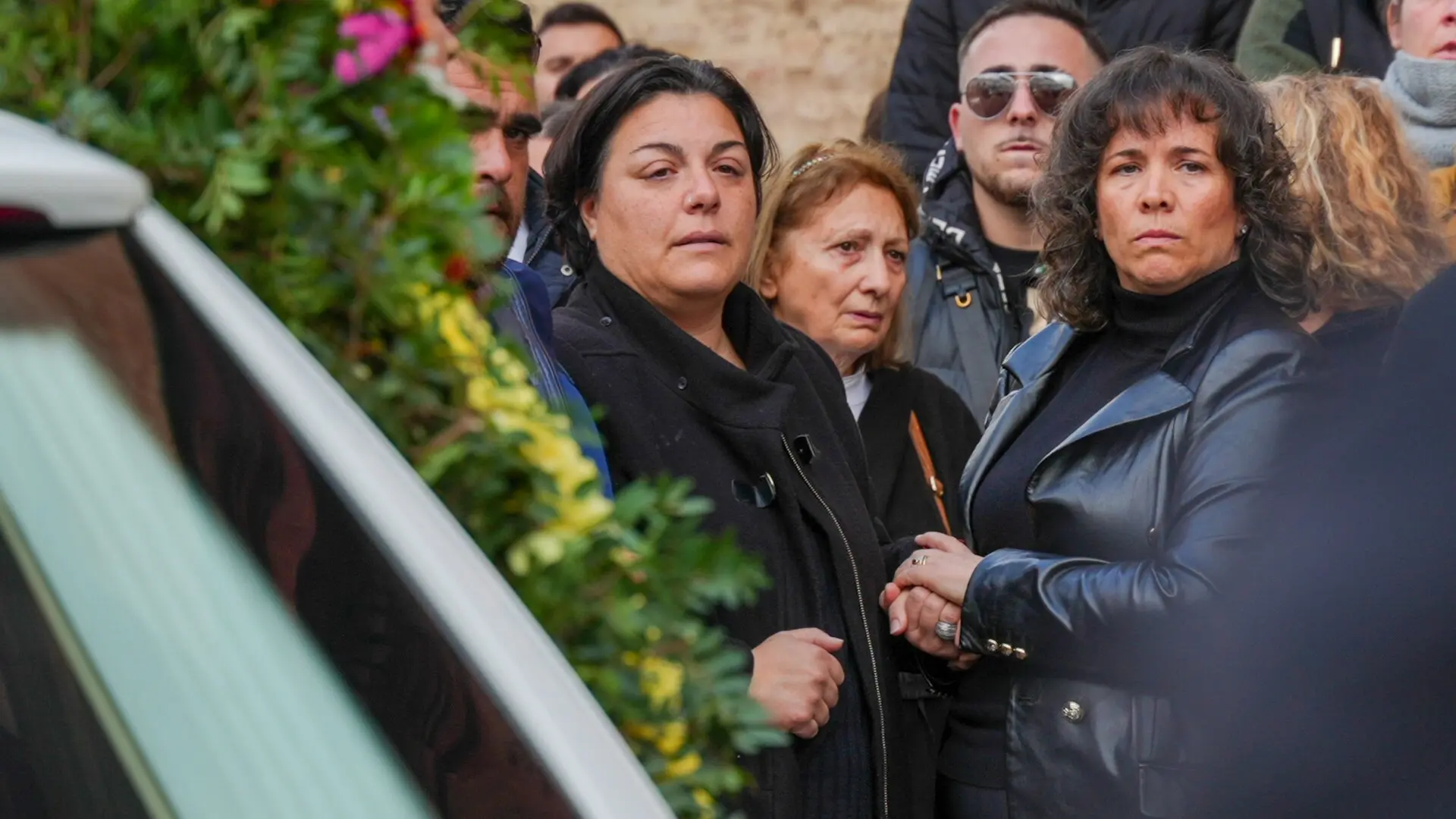 La familia del menor apuñalado al salir del instituto de Gerena pide investigar al centro