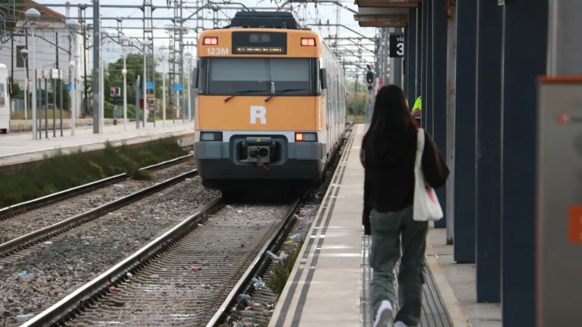 La circulación de las líneas R11 y RG1 de Rodalies entre Figueres y Portbou estarán cortadas por el viento