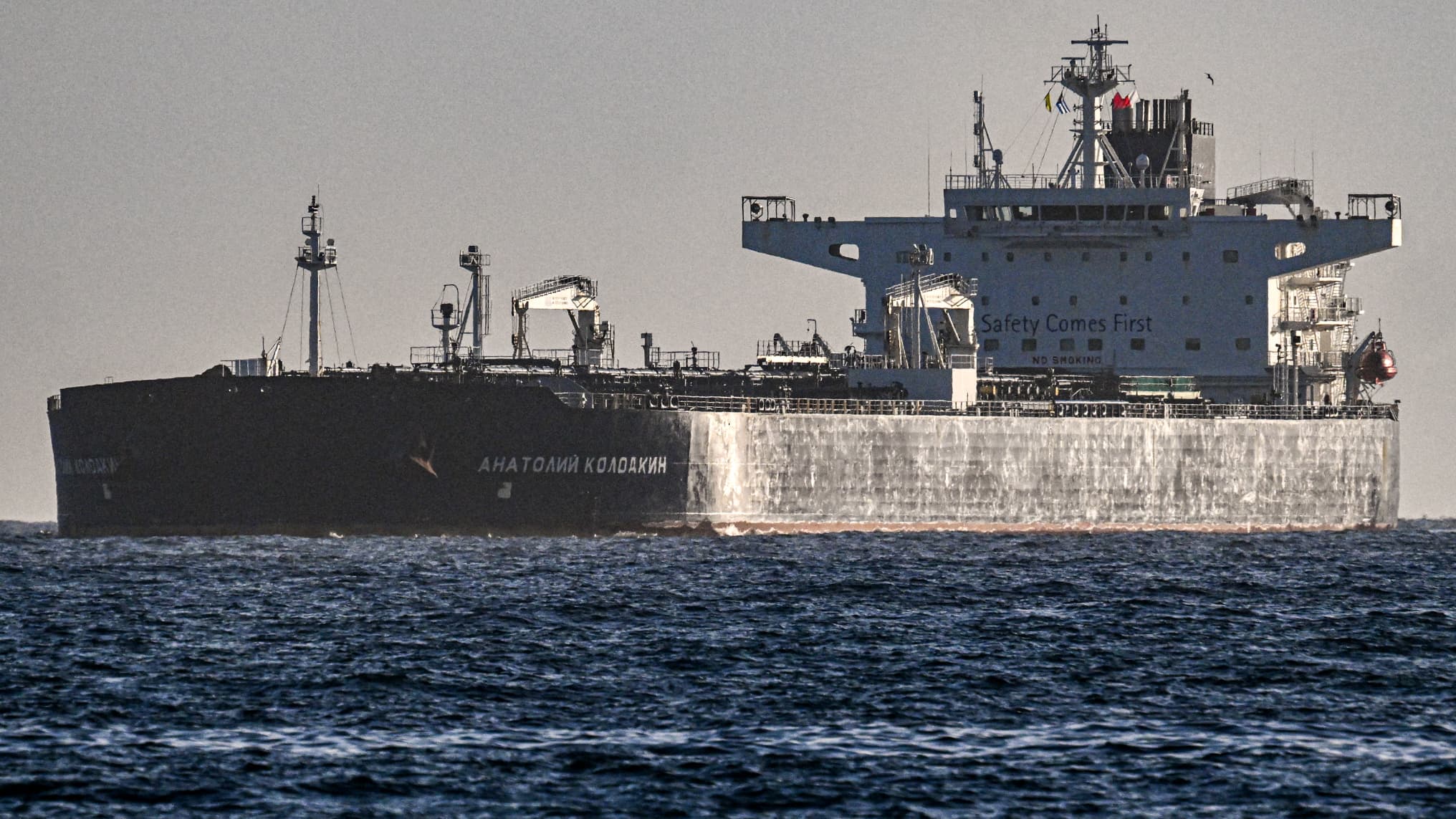 Après trois mois de blocus américain, Cuba reçoit ses premier barils: le pétrolier russe sous sanctions américaines débarque sur l'île (avec l'approbation de Trump)