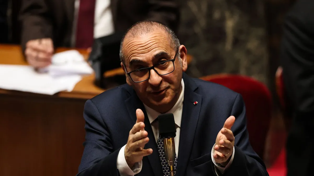 Le gouvernement étudie la possibilité de "poursuites pénales" après des propos racistes visant le maire de Saint-Denis, Bally Bagayoko