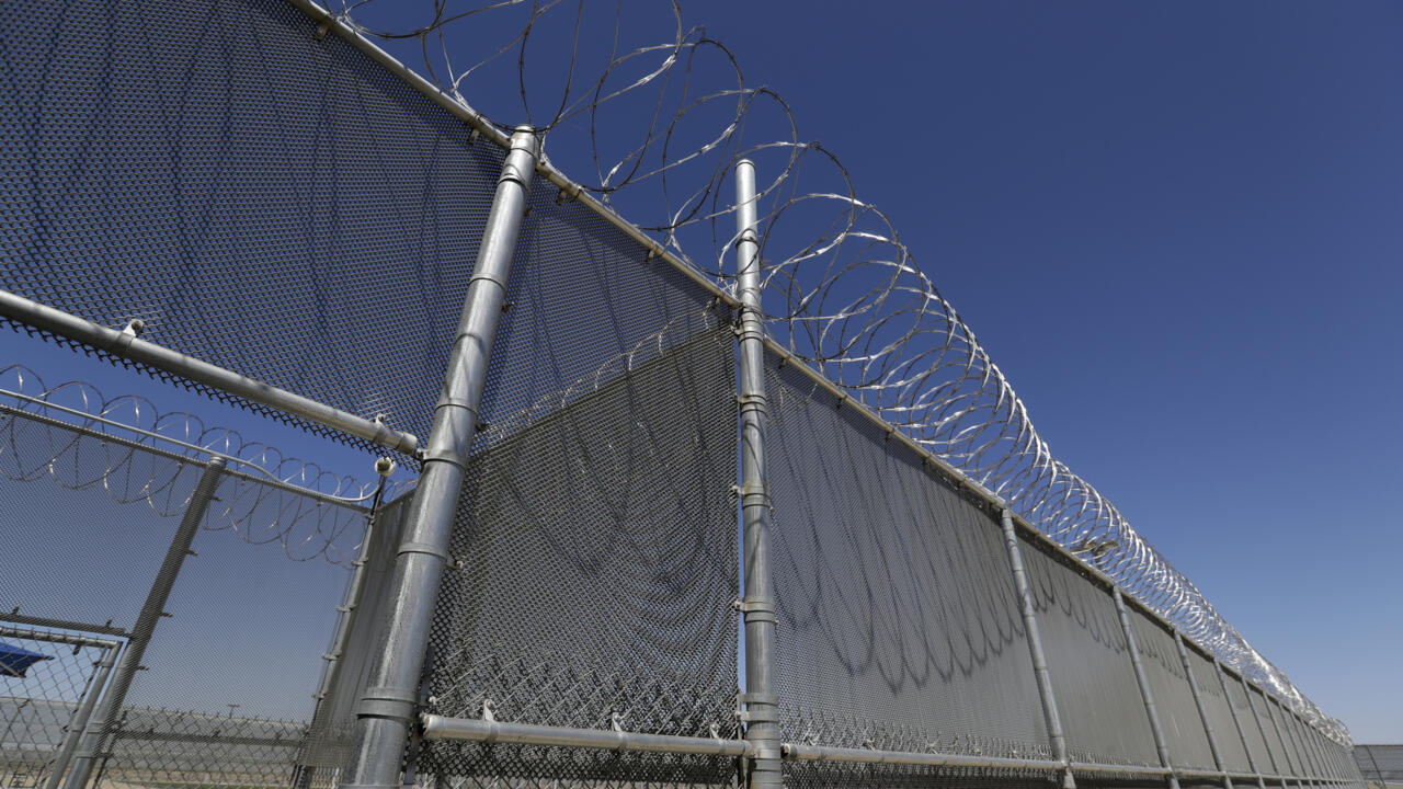Mort d’un Mexicain dans une prison de l’ICE: des conditions de détention qui posent question