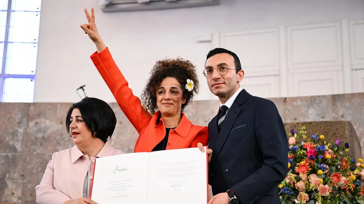 Frankfurt ehrt Frauenrechtlerin Masih Alinejad mit Europäischem Paulskirchenpreis 
