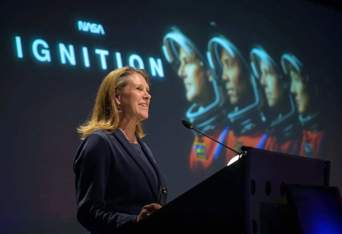 Lori Glaze, administradora asociada de la NASA: “Es un vuelo de prueba. Muchos sistemas críticos se ensayarán por primera vez”