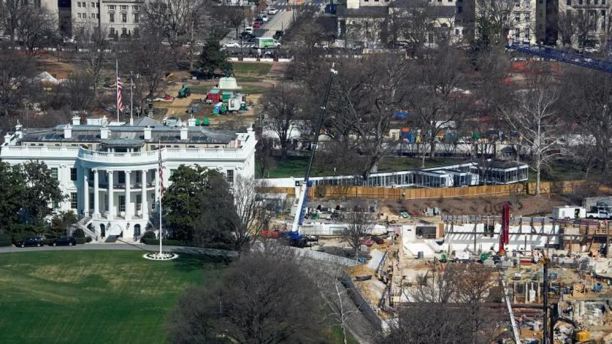 
                                                           Un juez federal suspende la construcción del salón de baile de Trump en la Casa Blanca
                                                       