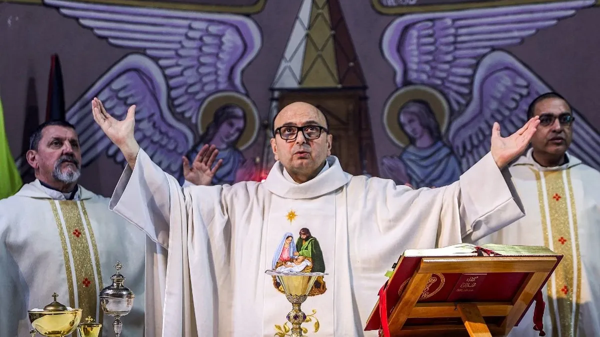 "Comme après un tsunami, la dévastation est presque totale", témoigne Gabriel Romanelli, curé de la paroisse catholique de Gaza