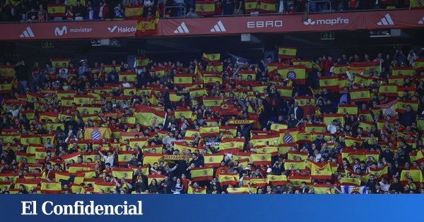 El España-Egipto y un cántico que avergüenza al fútbol: los Mossos investigan el "musulmán el que no bote"