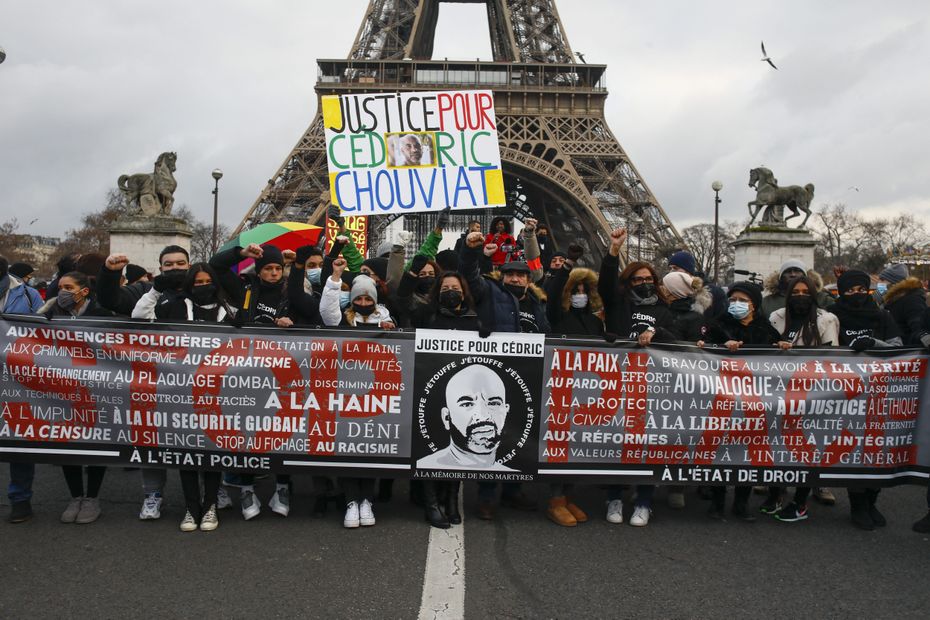 Mort de Cédric Chouviat en 2020 : la Défenseure des droits établit un "usage disproportionné de la force" par les policiers lors du contrôle routier