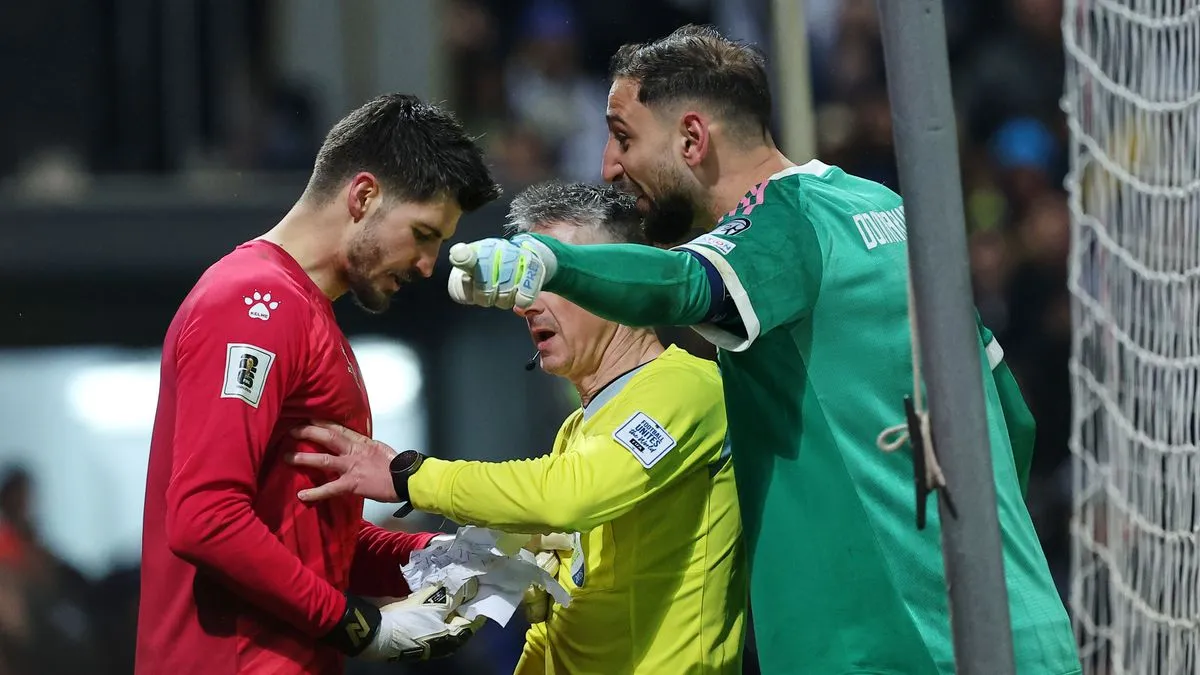 Italien scheitert in der WM-Qualifikation: Gianluigi Donnarumma zerreißt Elfmeter-Spickzettel des Torwartkollegen