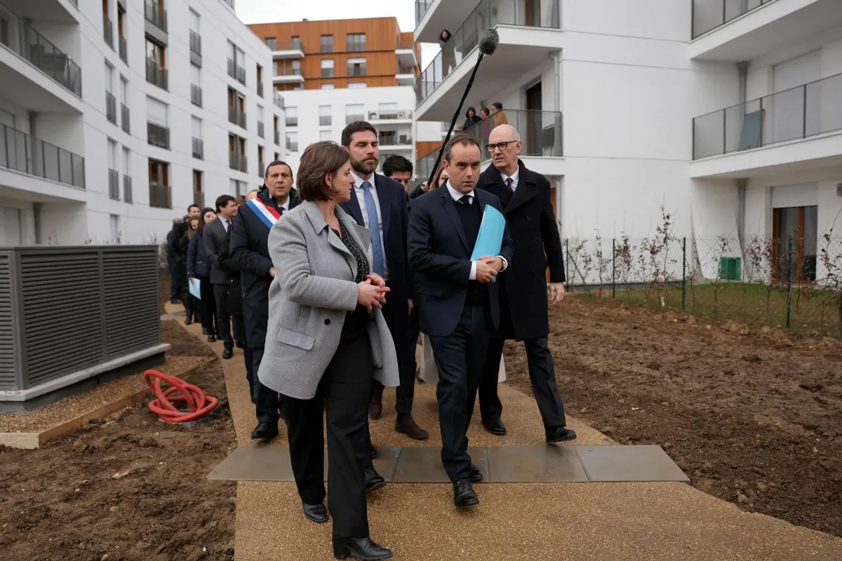 Logement : le gouvernement veut relancer la construction mais stoppe l’aide aux maires bâtisseurs
