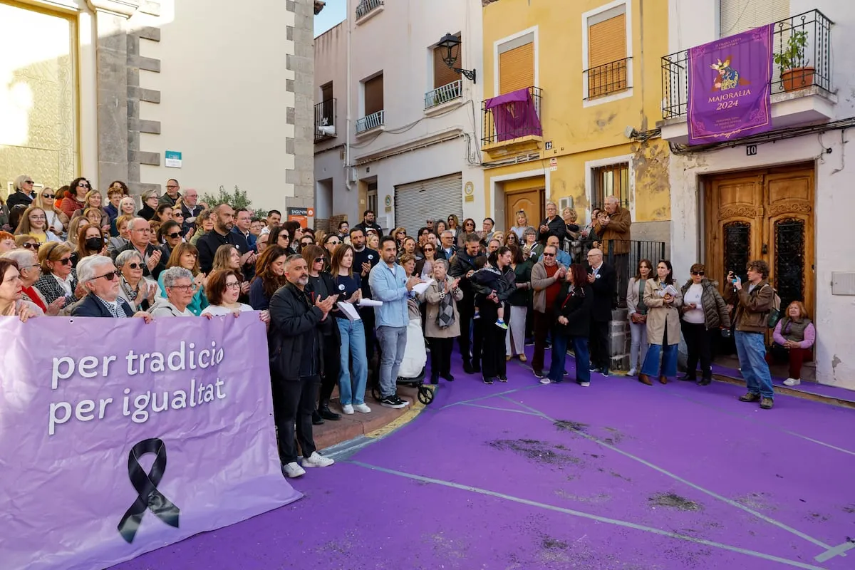 Igualdad identifica cuatro violaciones de leyes en el caso de la Semana Santa de Sagunto: “Es una discriminación sistemática”