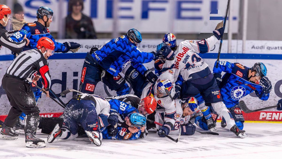Eishockey: Brutales Foul beendet Partie zwischen ERC Ingolstadt und Red Bull München vorzeitig