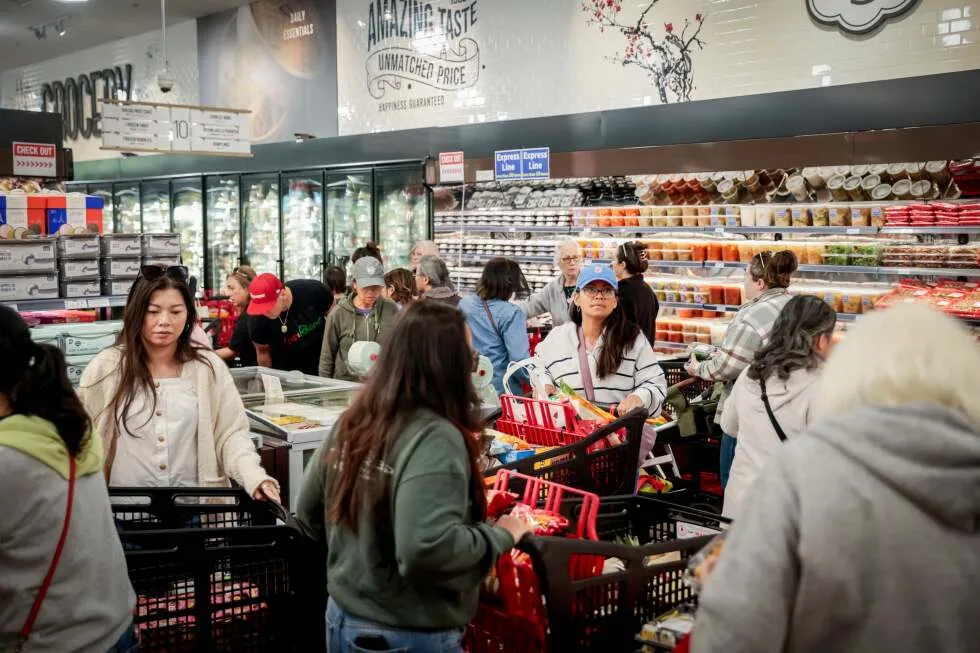 Retail sales rise 0.6% in February, but impact of Iran war threatens to derail spending