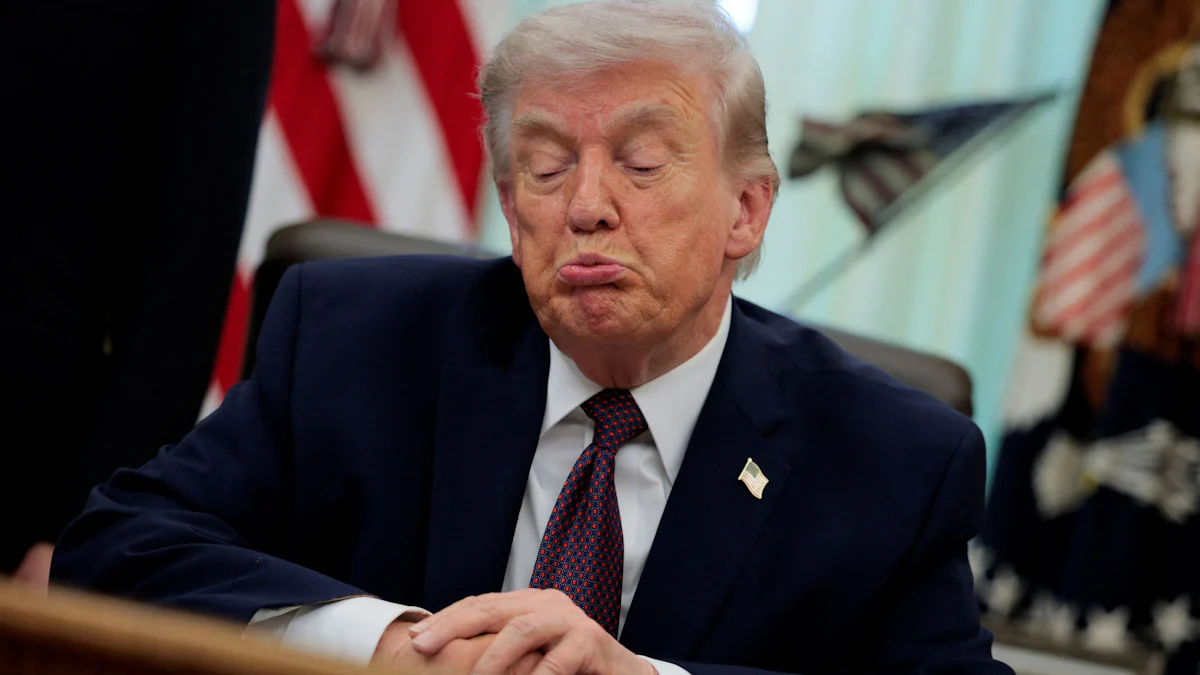 Krieg in Nahost: Nato nur ein „Papiertiger“: Trump droht erneut mit Austritt