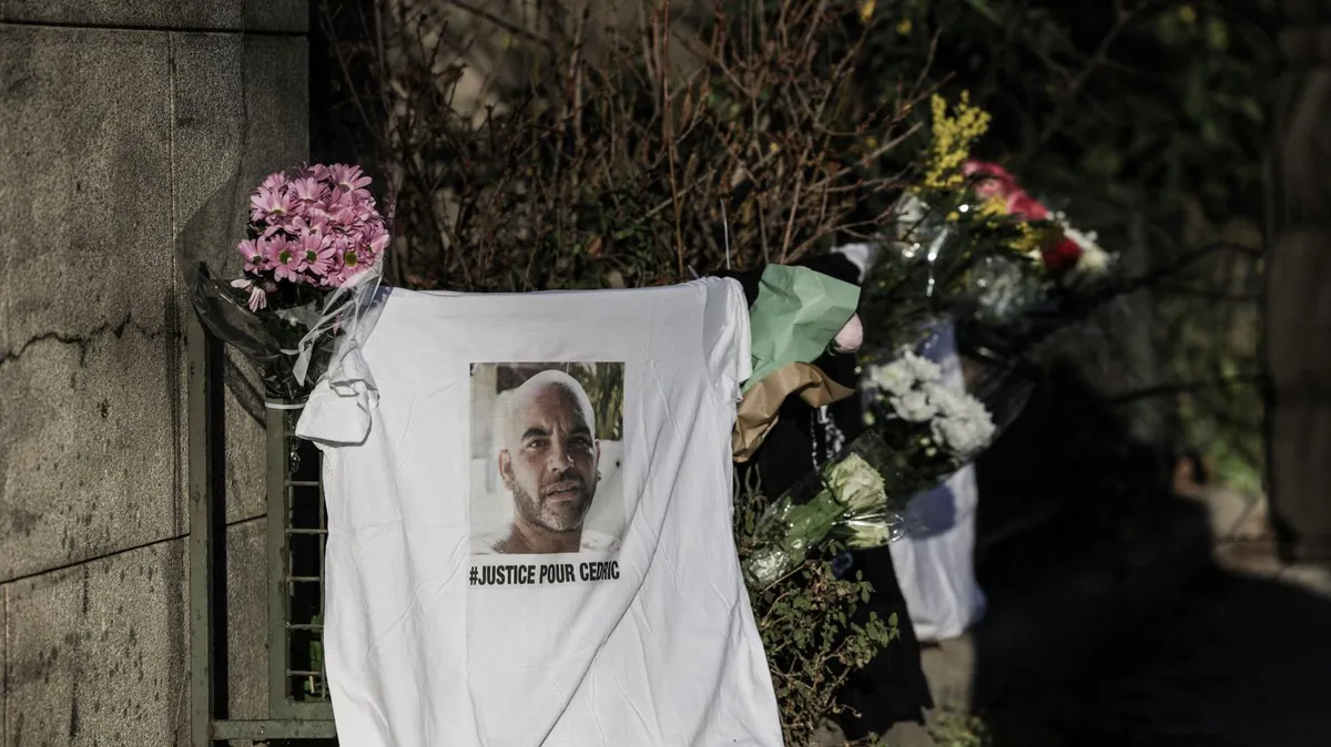 La famille de Cédric Chouviat, mort après une interpellation en 2020, veut engager la responsabilité de l'Etat après un "usage disproportionné de la force"