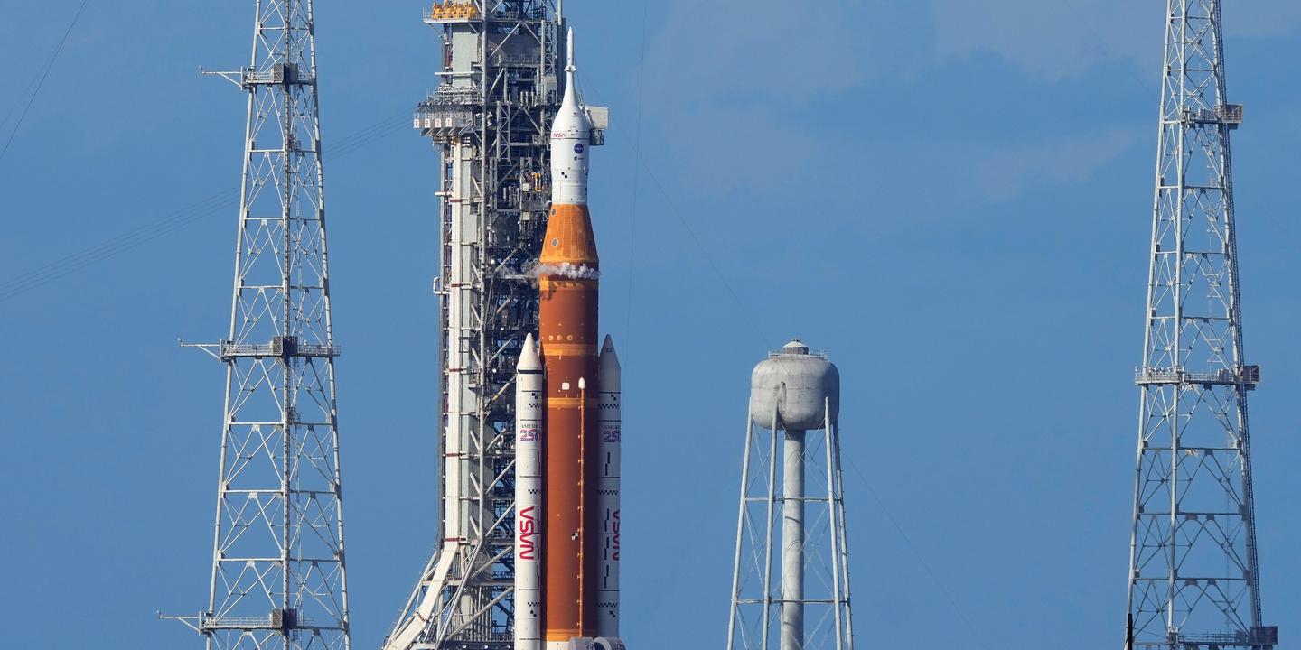 EN DIRECT, Artemis-2 : suivez le lancement de la première mission habitée vers la Lune depuis Apollo-17, en 1972, prévu dans trente minutes