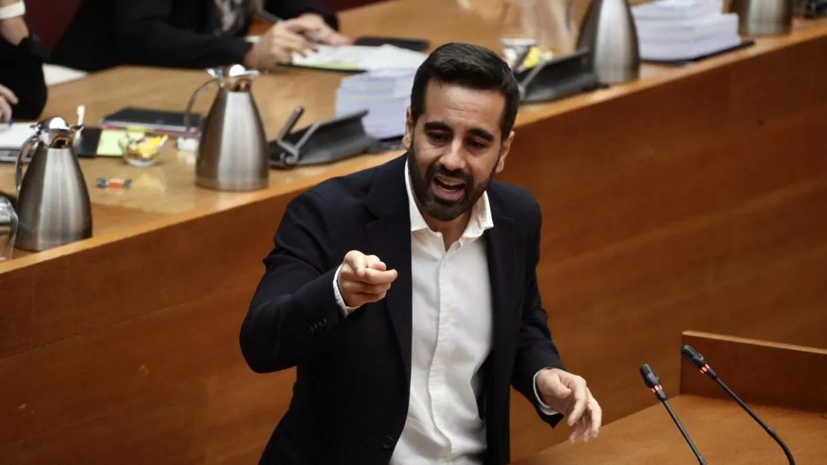 
                                                                              El PSPV endurece su oposición y pide ya en las Corts la dimisión del president Llorca
                                                                          