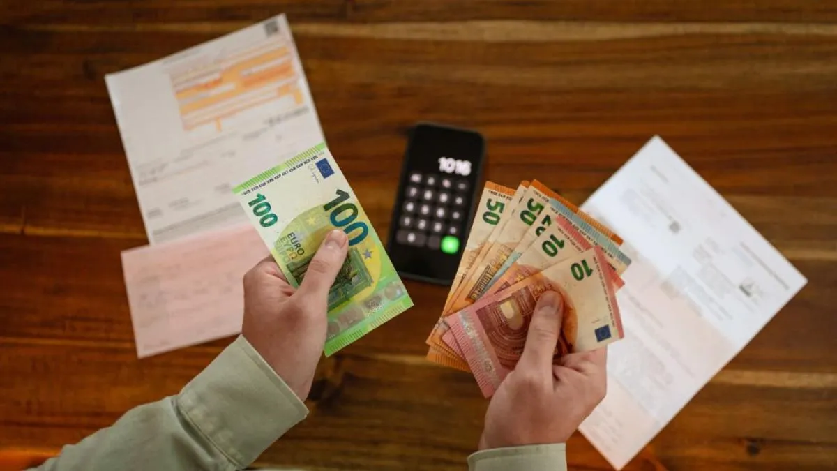 
                                                                                         Mejores cuentas remuneradas sin nómina (abril 2026): hazte con la máxima rentabilidad y no te lleves sorpresas
                                                                                     