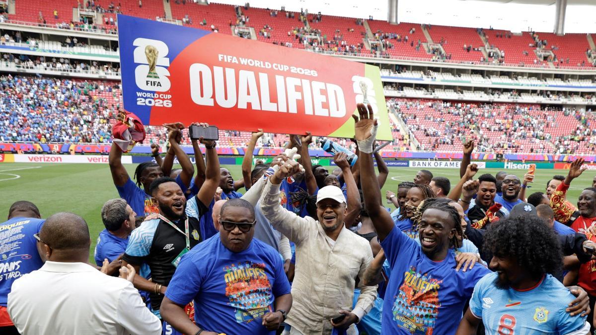 
                                                                                                   Así queda el Mundial con las 48 selecciones: grupos y fechas de los partidos
                                                                                               