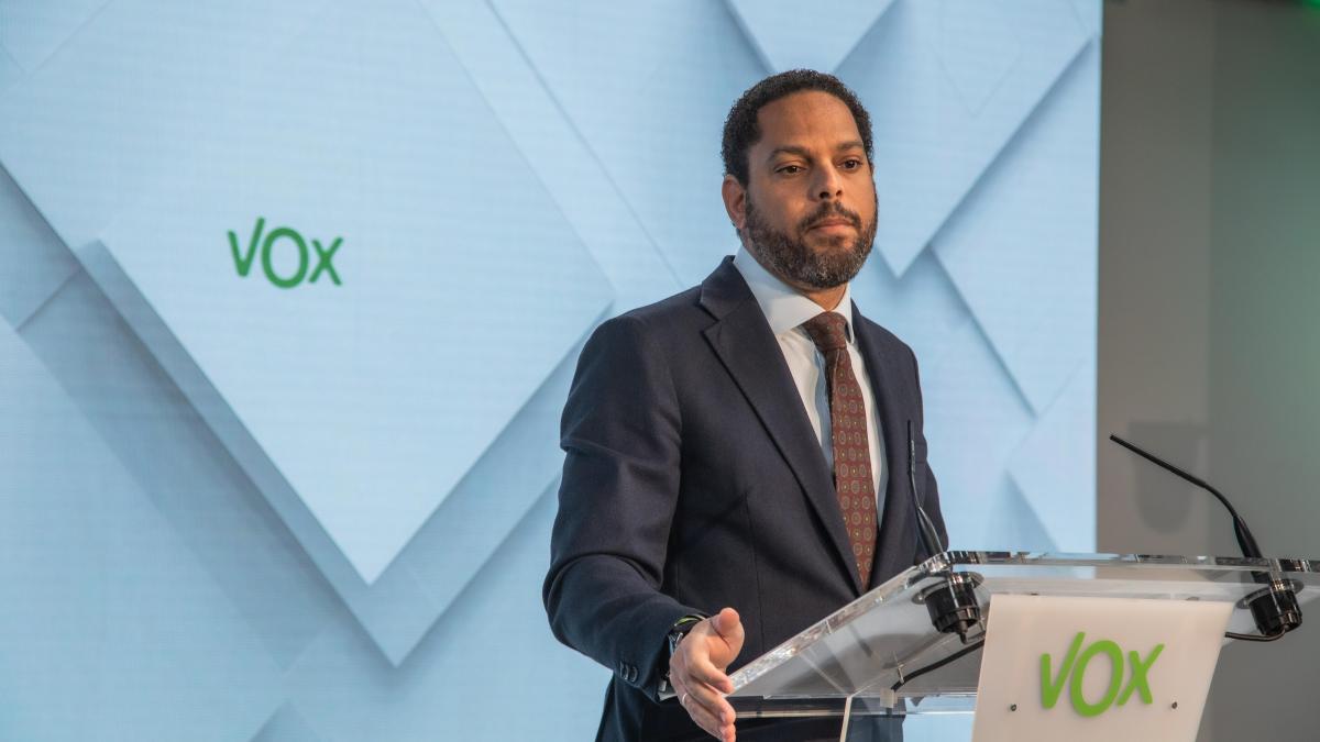 
                                 Vox acusa al núcleo de Feijóo de un ataque “brutal” y avisa que está presentando demandas
                             