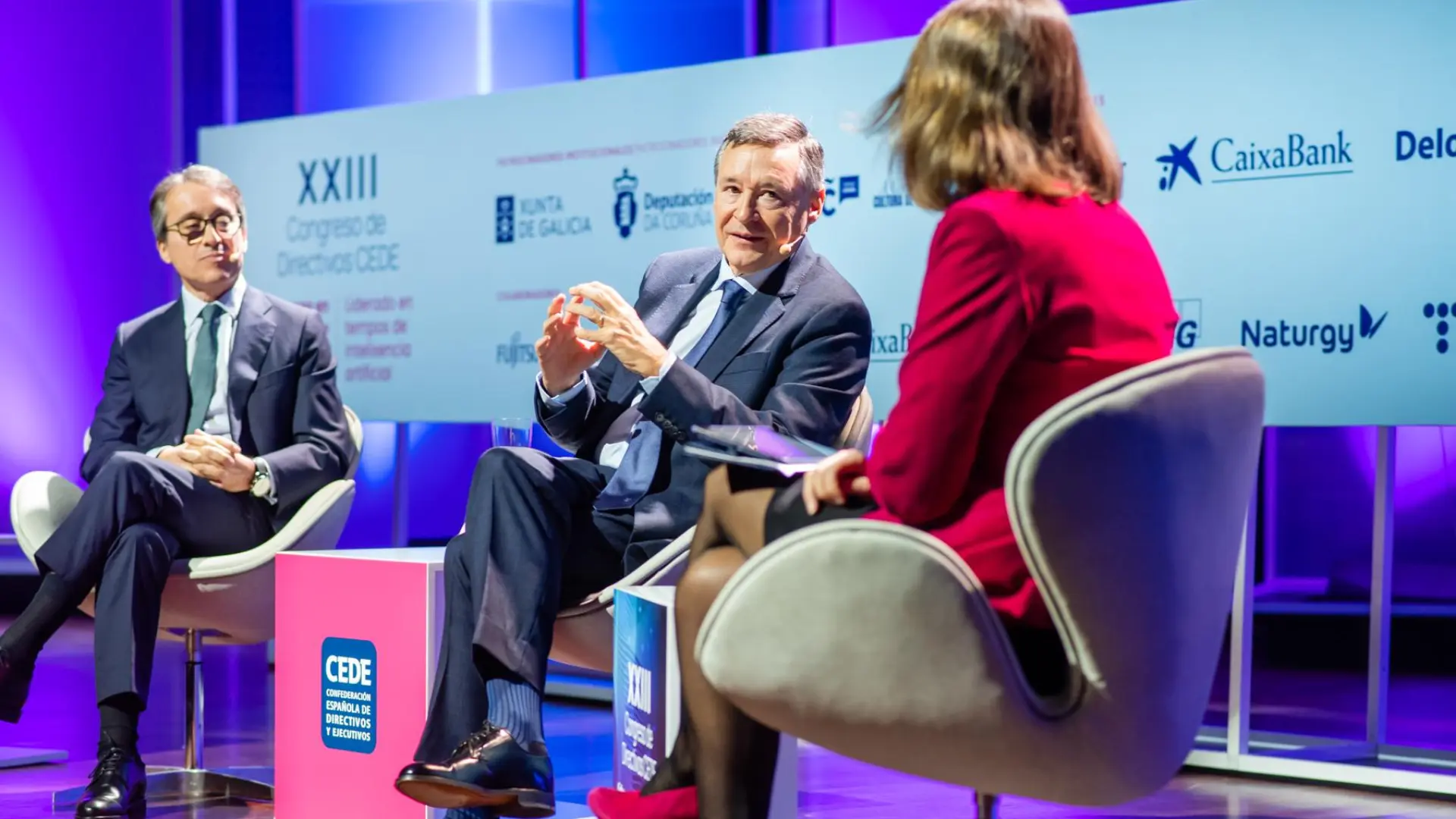 
         Indra nombra a Ángel Simón presidente no ejecutivo en sustitución de Escribano 
    