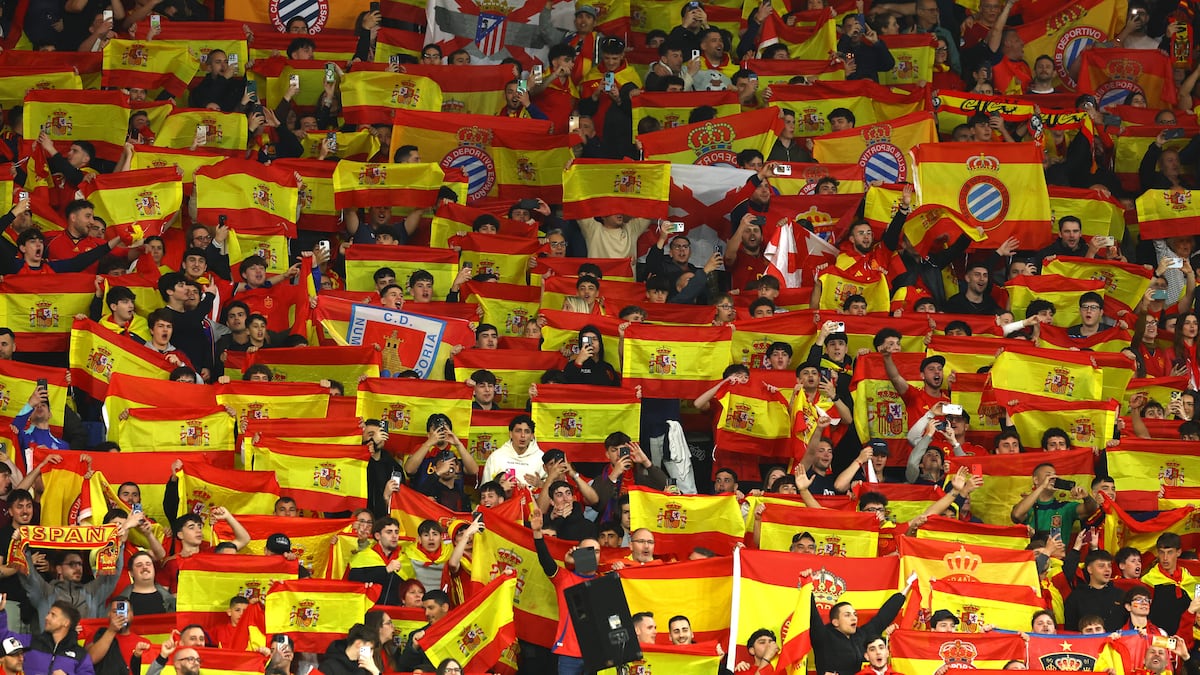 El Ayuntamiento de Cornellà condena los cánticos islamófobos del partido España-Egipto 