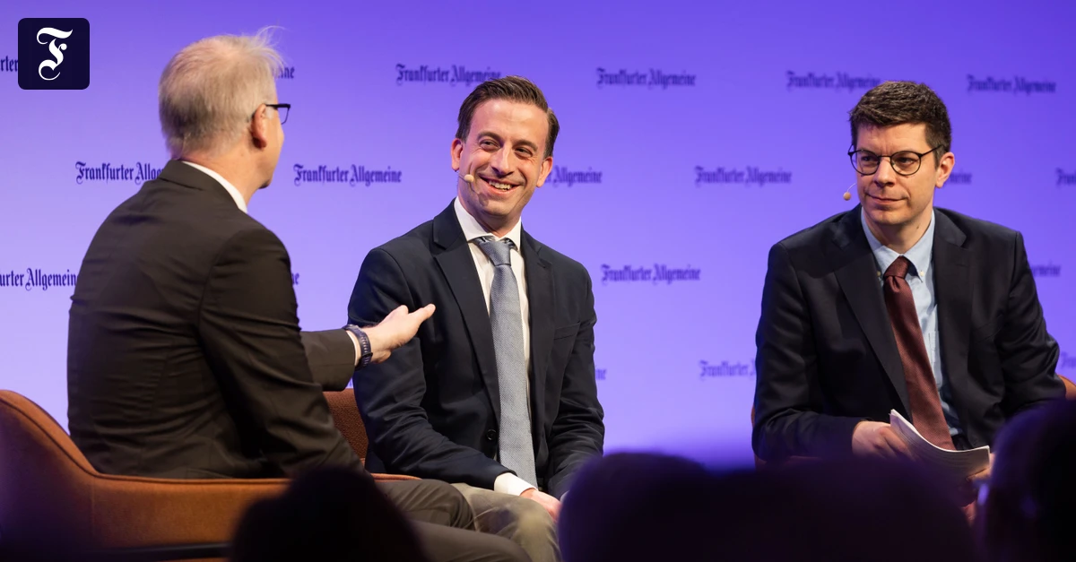 Digitalwirtschaft Podcast: Software entscheidet über die Überlegenheit von Drohnen