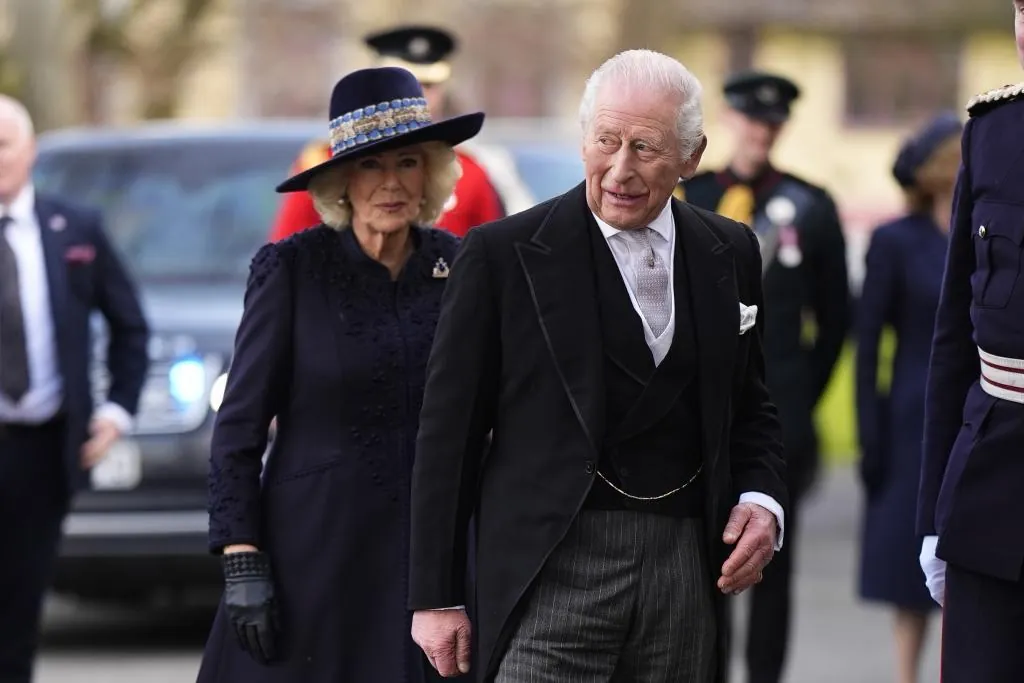 El 'caso Epstein' también persigue al rey Carlos III en el tradicional oficio real de Jueves Santo, que por segunda vez en 800 años se celebra en Gales