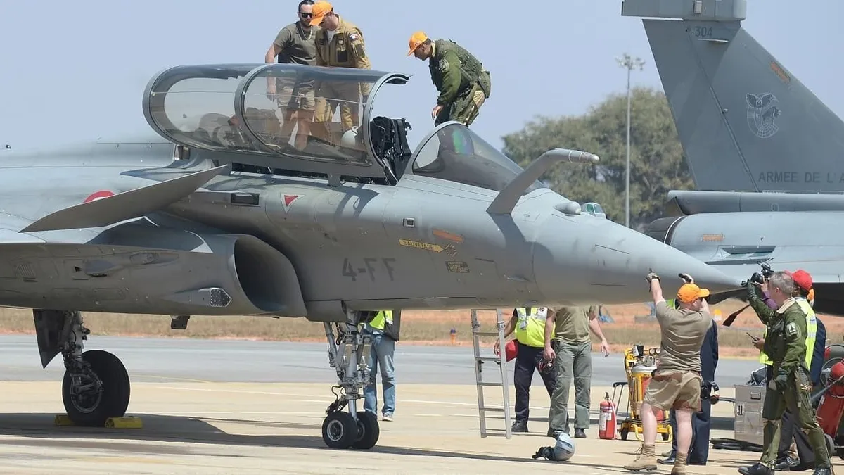 La France y produit des hélicoptères Airbus et des éléments du Rafale: l'Inde n'a jamais exporté autant de matériel militaire avec un total de 3,5 milliards d'euros