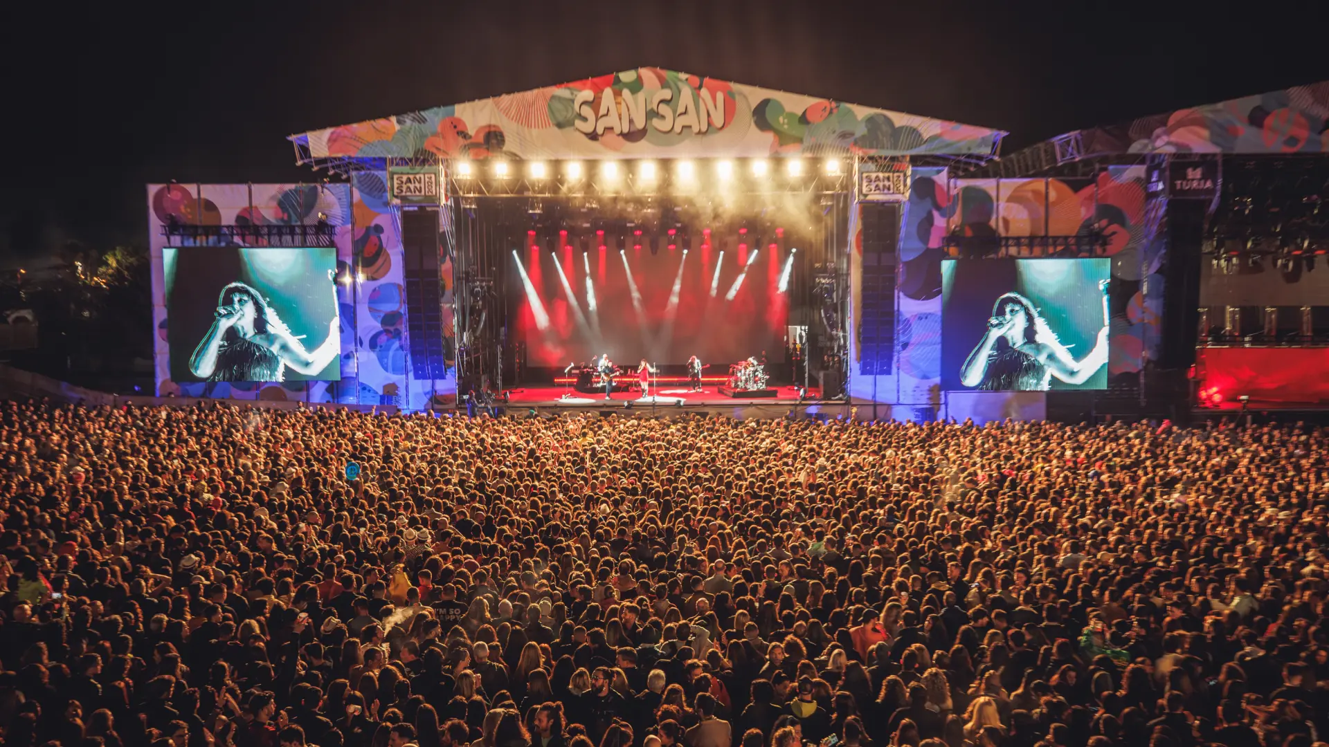 
         El San San Festival, en el aire: la organización se plantea cancelar los conciertos por el viento 
    