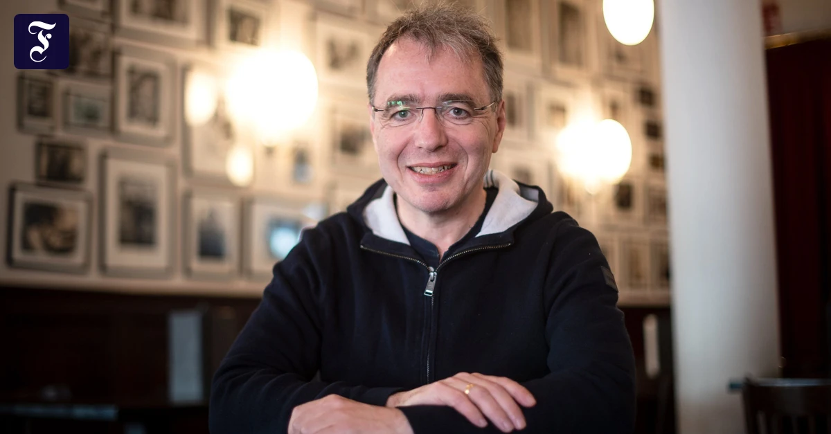 Krimiautor David Safier: Bei ihm ermittelte erst Merkel – jetzt ist es Armin Laschet