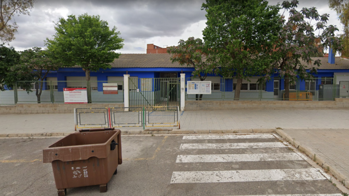 
                                               La madre de un alumno agrede a un profesor de Educación Infantil en Elda
                                           