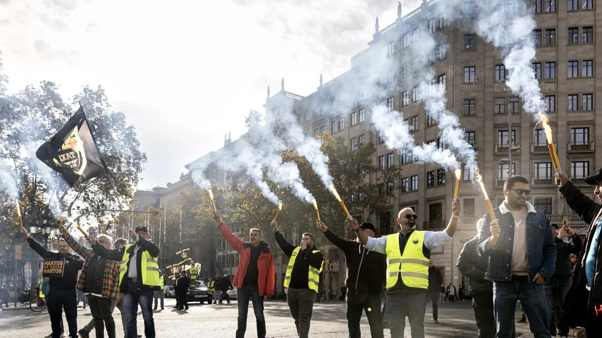 
                                                                      Manifestaciones que (no) queremos
                                                                  