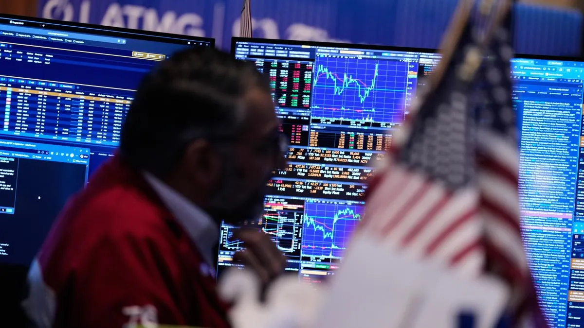 
                                                                                   Las bolsas caen y el petróleo sube con fuerza al plantear Trump ataques más duros en Irán
                                                                               