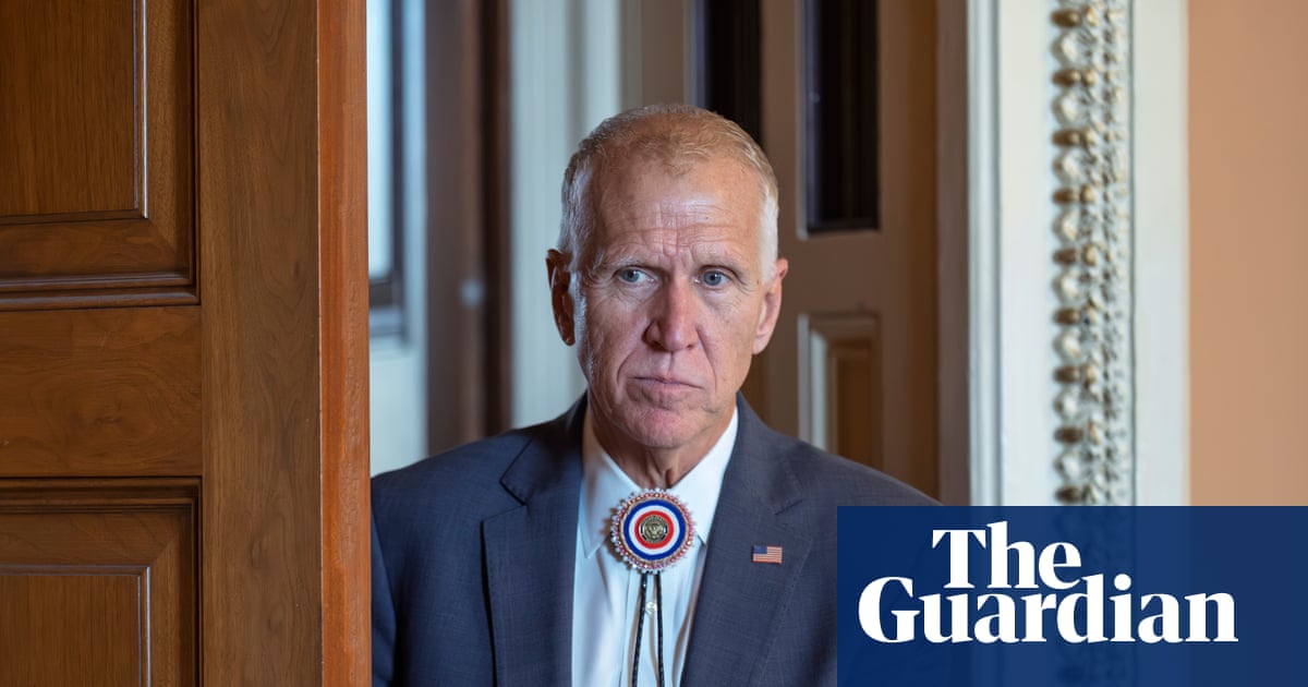 Republican senators break with Trump on Nato withdrawal as tensions rise