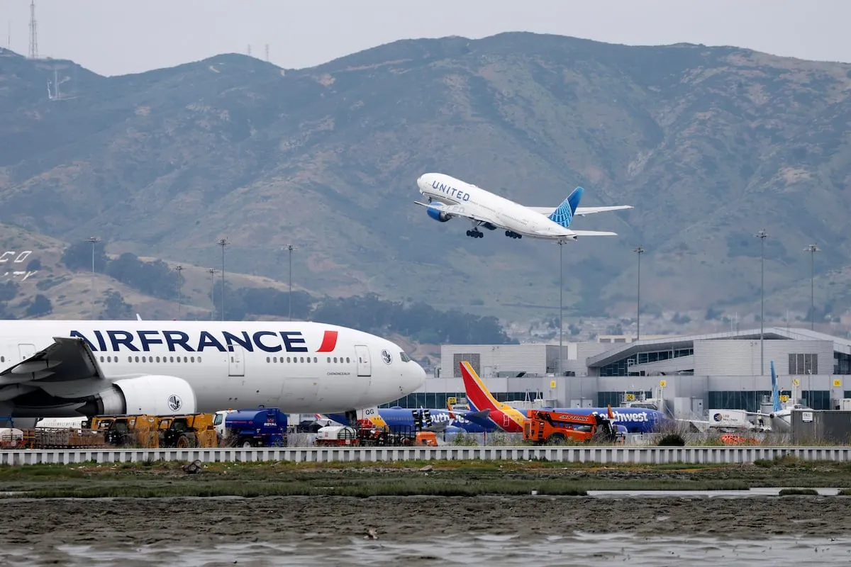 IAG se retira de la puja por la portuguesa TAP mientras Air France y Lufthansa siguen en la pugna