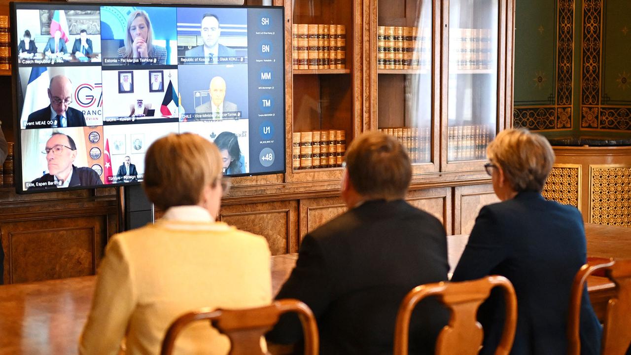 Rund 40 Länder beraten über Öffnung der Straße von Hormus