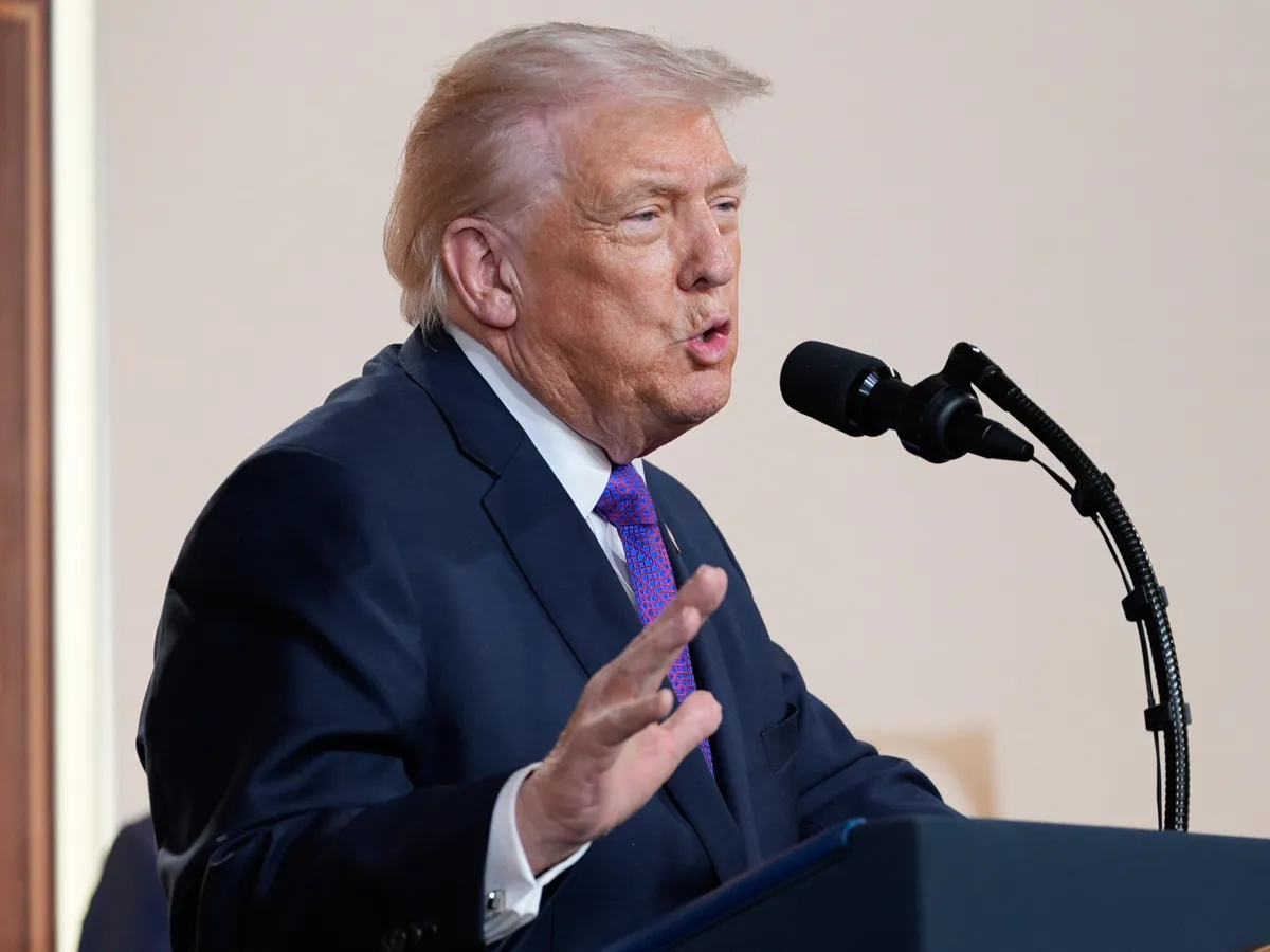 Trump unveils 100-percent tariff on drugs to push for pharmaceutical deals