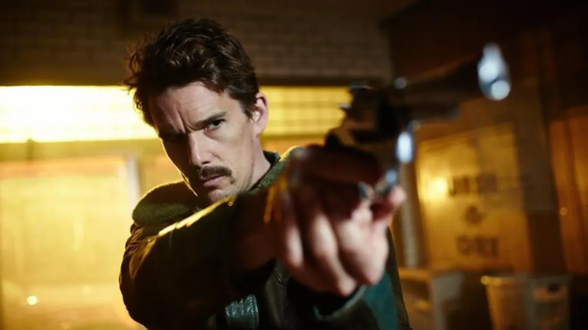 
         Ethan Hawke cree que Tom Cruise ha puesto al público en contra de quienes usan dobles de acción: "Ahora se nos menosprecia" 
    