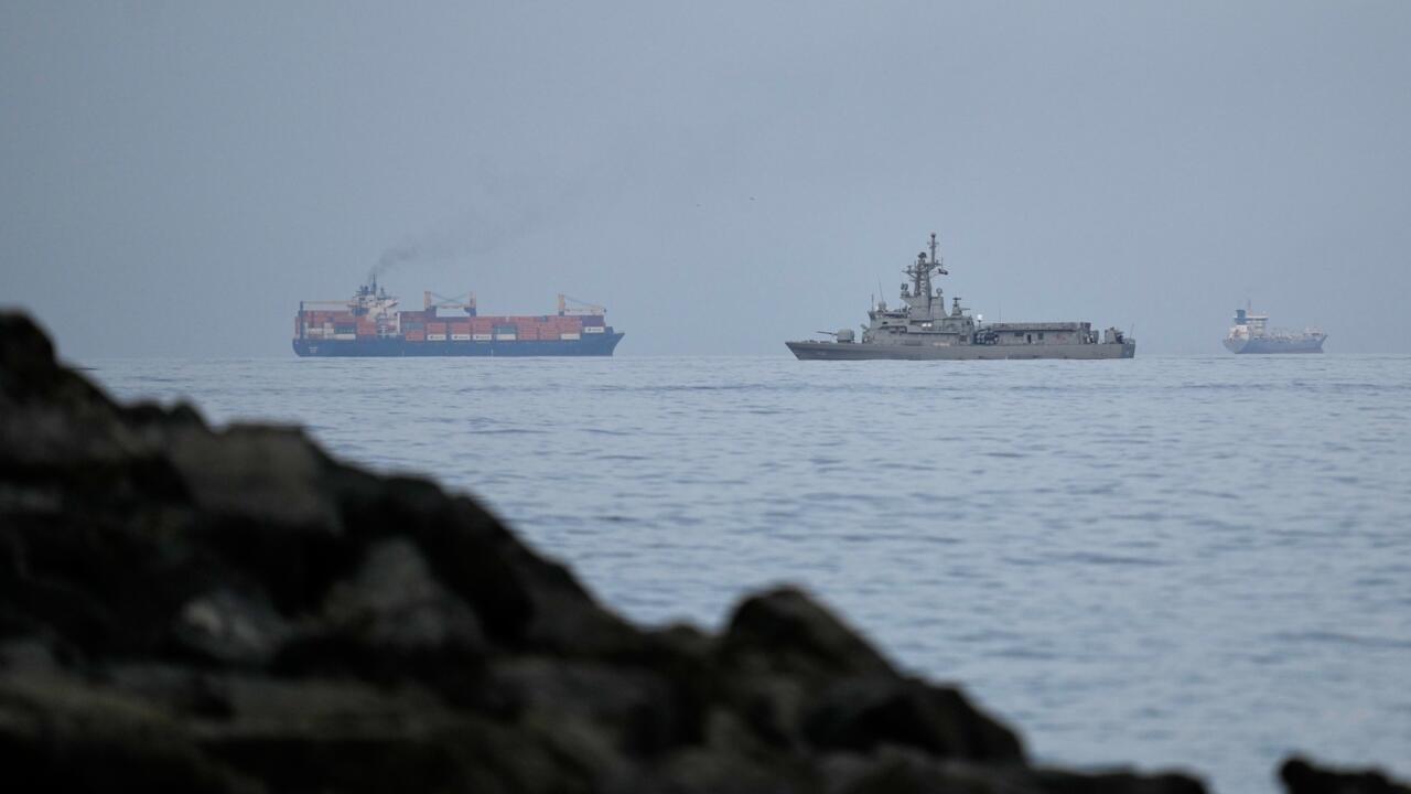 EN DIRECT - Guerre au Moyen-Orient: Trump menace de nouvelles destructions de ponts et de centrales en Iran