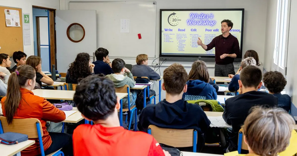 Les secrets de la réussite du collège Sévigné à Paris, la pépite du 5e arrondissement