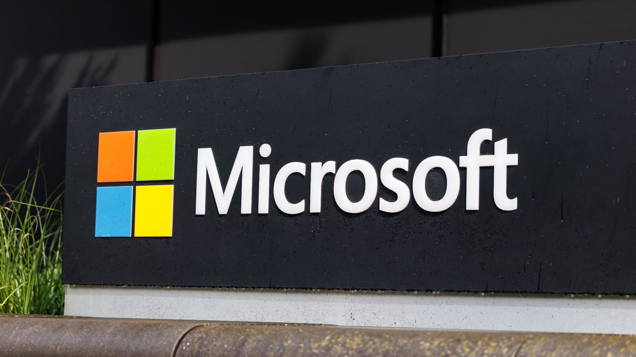 Microsoft va investir 10 milliards de dollars au Japon dans des centres de données pour l'IA et le cloud