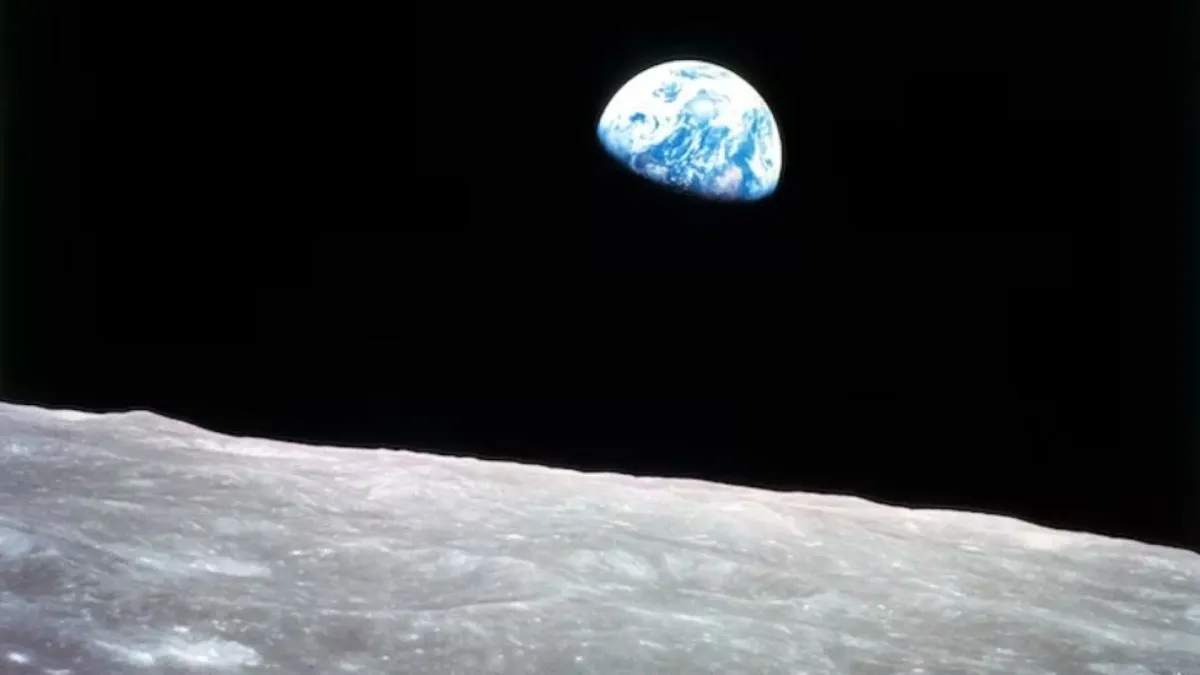 
         ¿Cuántas veces ha pisado el ser humano la Luna? A lo largo del tiempo se han lanzado más de 140 misiones lunares 
    
