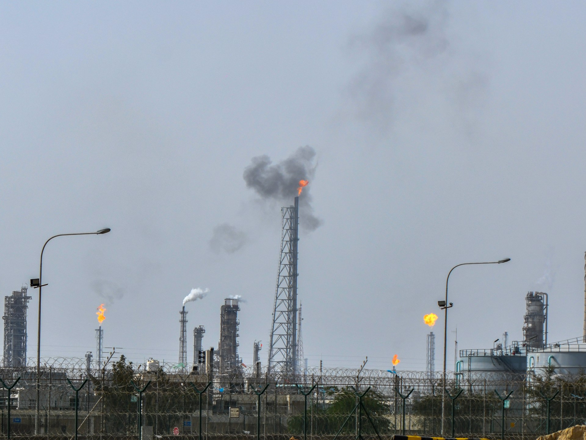 Kuwait desalination plant, oil refinery hit by missile and drone strikes
