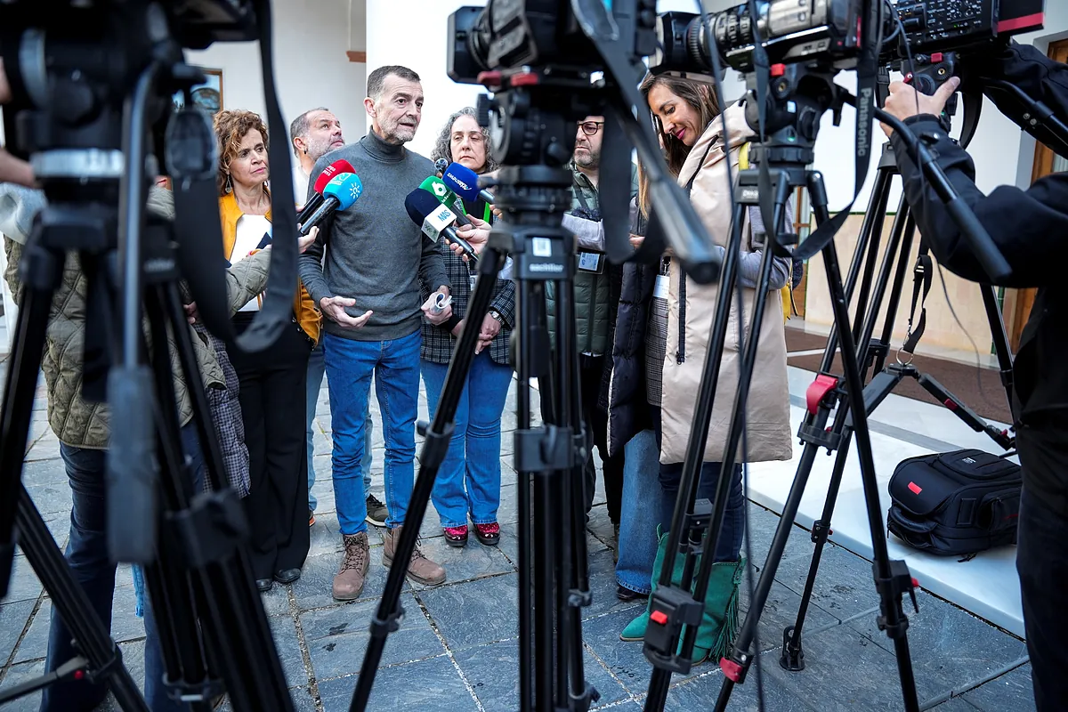 Podemos se integra en Por Andalucía tras una negociación contrarreloj y concurrirá junto a IU y Sumar en las elecciones andaluzas del 17-M